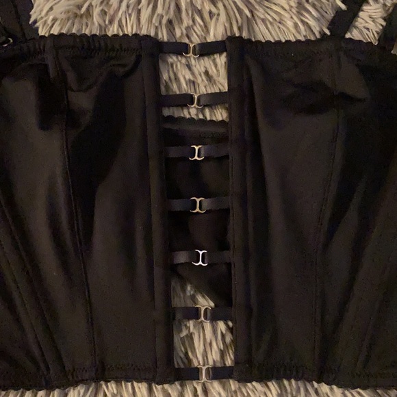 Victoria Secret Bra - Picture 3 of 9